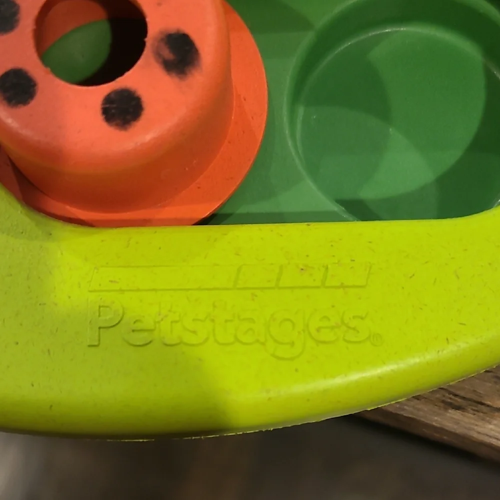 Interactive Leaf Puzzle Dog Toy - Lime Green and Orange